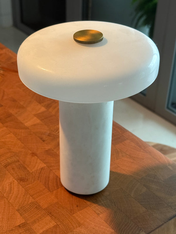 vela alabaster mushroom lamp