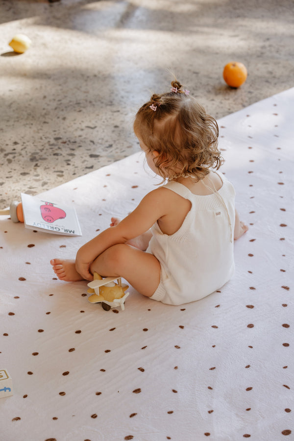 small playmat + small & large storage